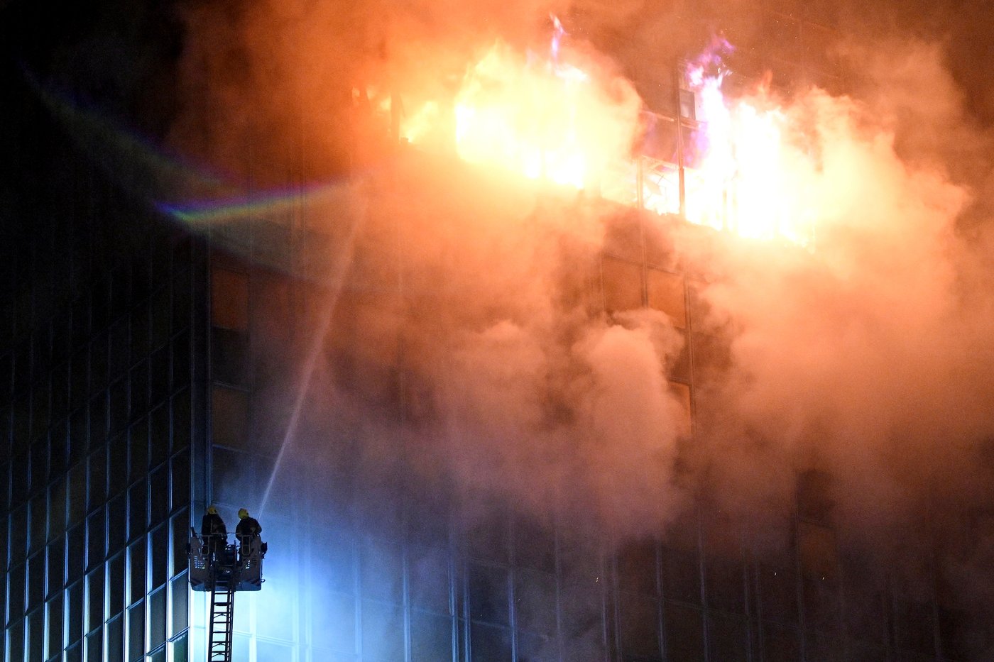 Huge fire in the Croatian capital destroys landmark tower | iNFOnews.ca