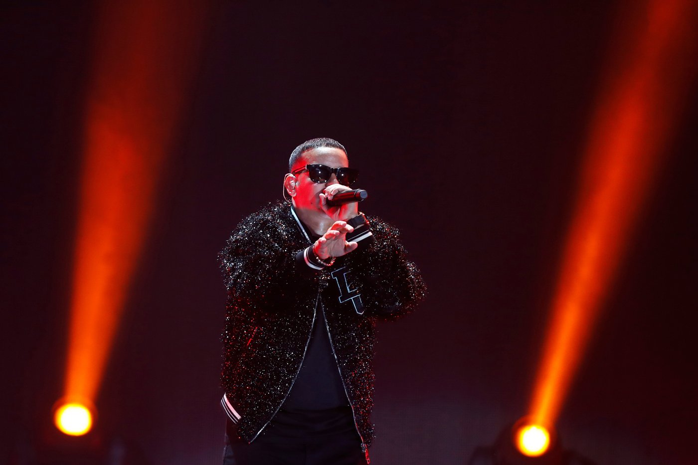 Bizarrap, Daddy Yankee to headline halftime show at NFL's first game in Spain | iNFOnews.ca Bizarrap, Daddy Yankee to headline halftime show at NFL's first game in Spain | iNFOnews.ca