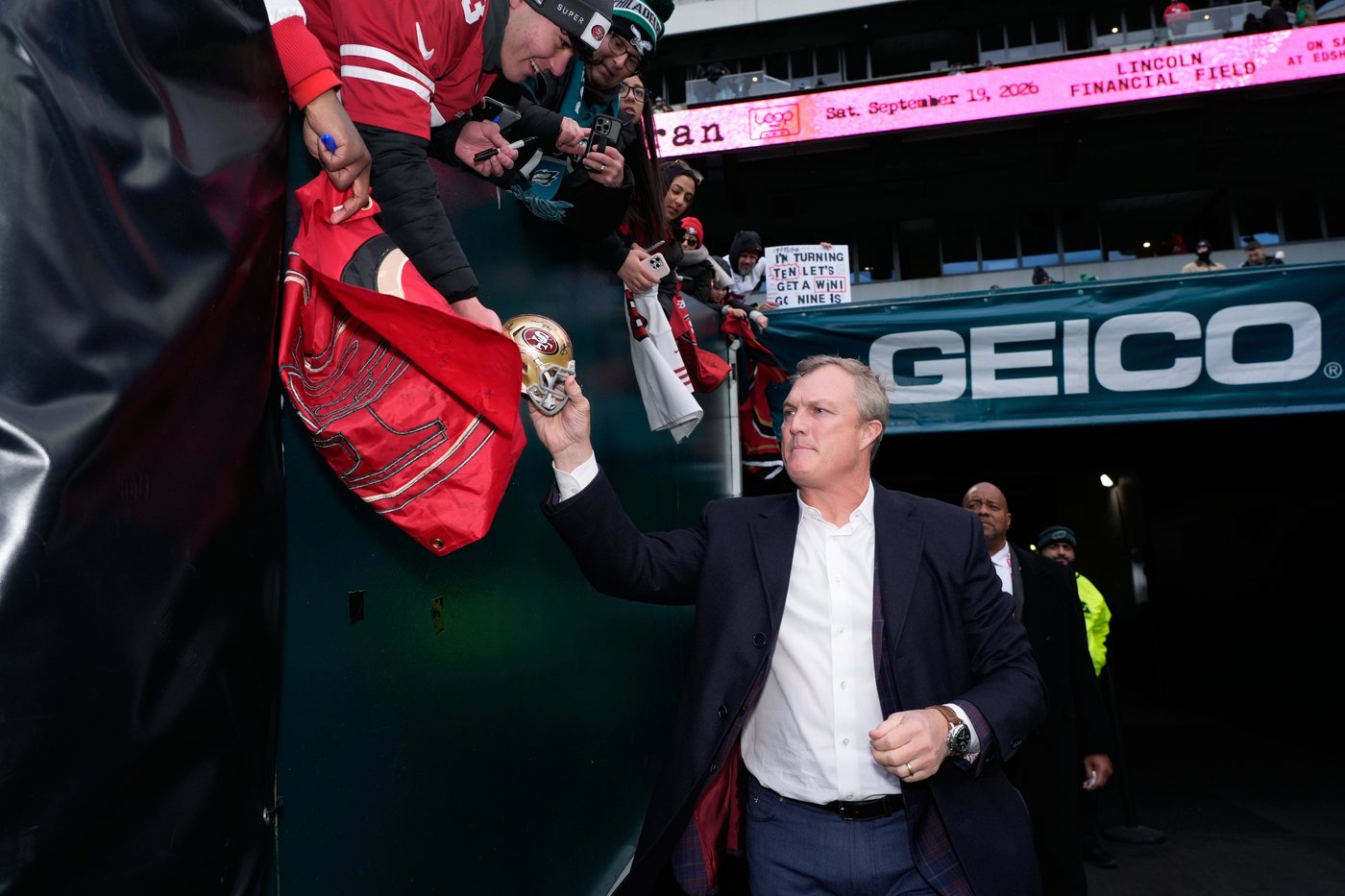 Brandon Aiyuk's last snap with the 49ers: 'It's unfortunate and confusing,' says Shanahan | iNFOnews.ca