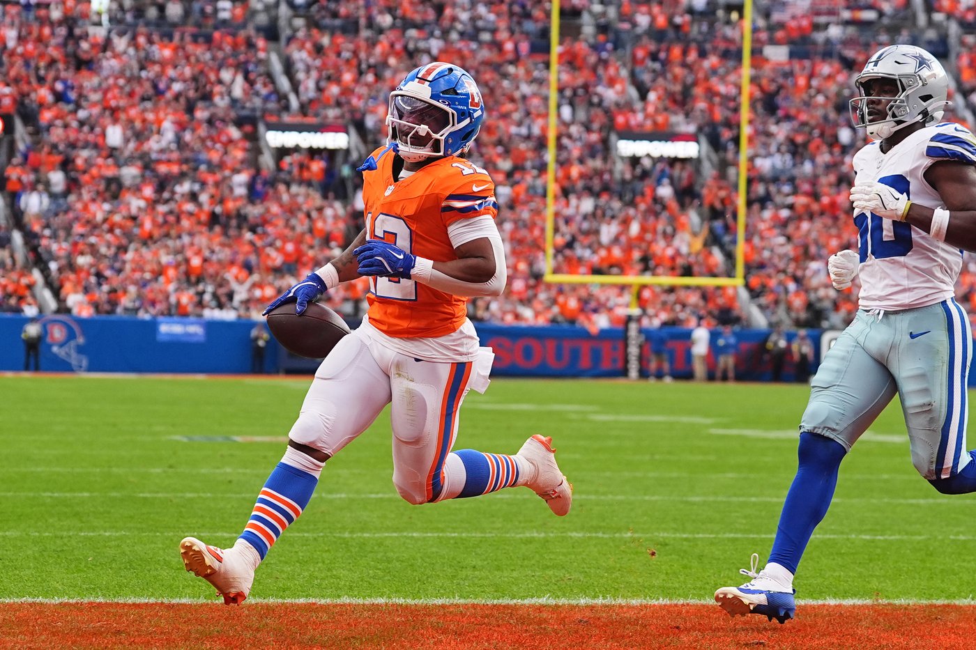 Broncos' blowout win over Cowboys marred by injuries to 2 All-Pros | iNFOnews.ca Broncos' blowout win over Cowboys marred by injuries to 2 All-Pros | iNFOnews.ca