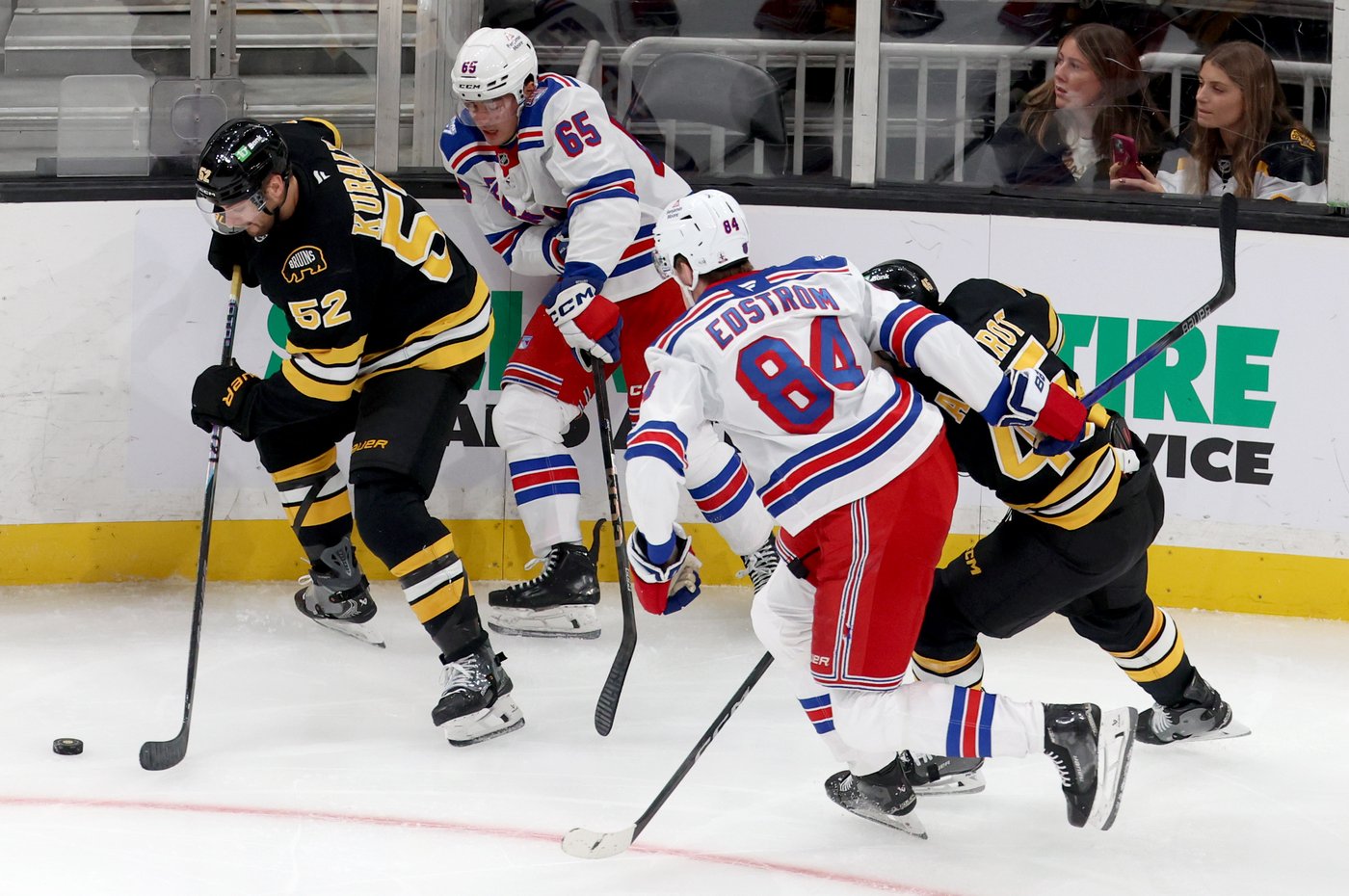 Zibanejad and Panarin help the Rangers knock off the Bruins 6-2 | iNFOnews.ca Zibanejad and Panarin help the Rangers knock off the Bruins 6-2 | iNFOnews.ca