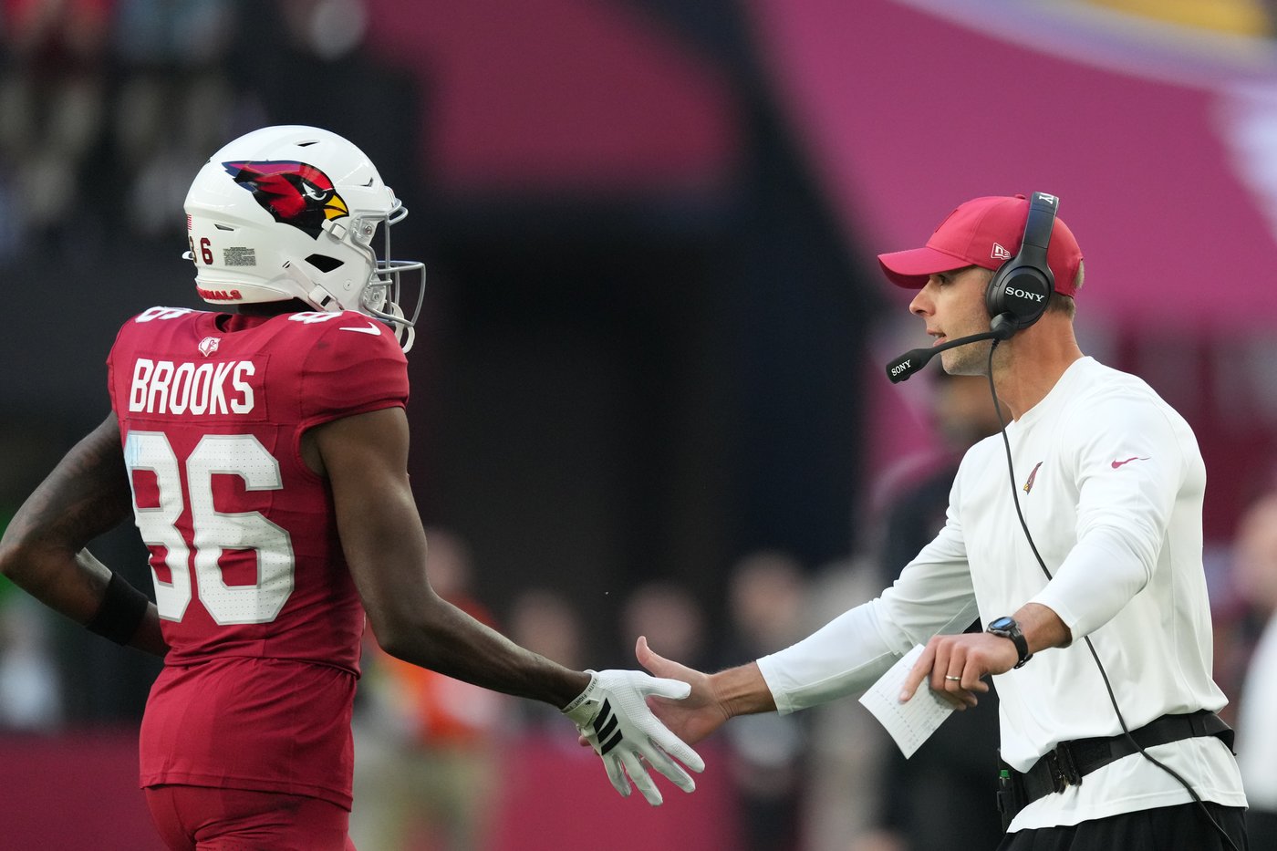 Rams roll past Cardinals 45-17 to stay tied atop the NFC West | iNFOnews.ca Rams roll past Cardinals 45-17 to stay tied atop the NFC West | iNFOnews.ca