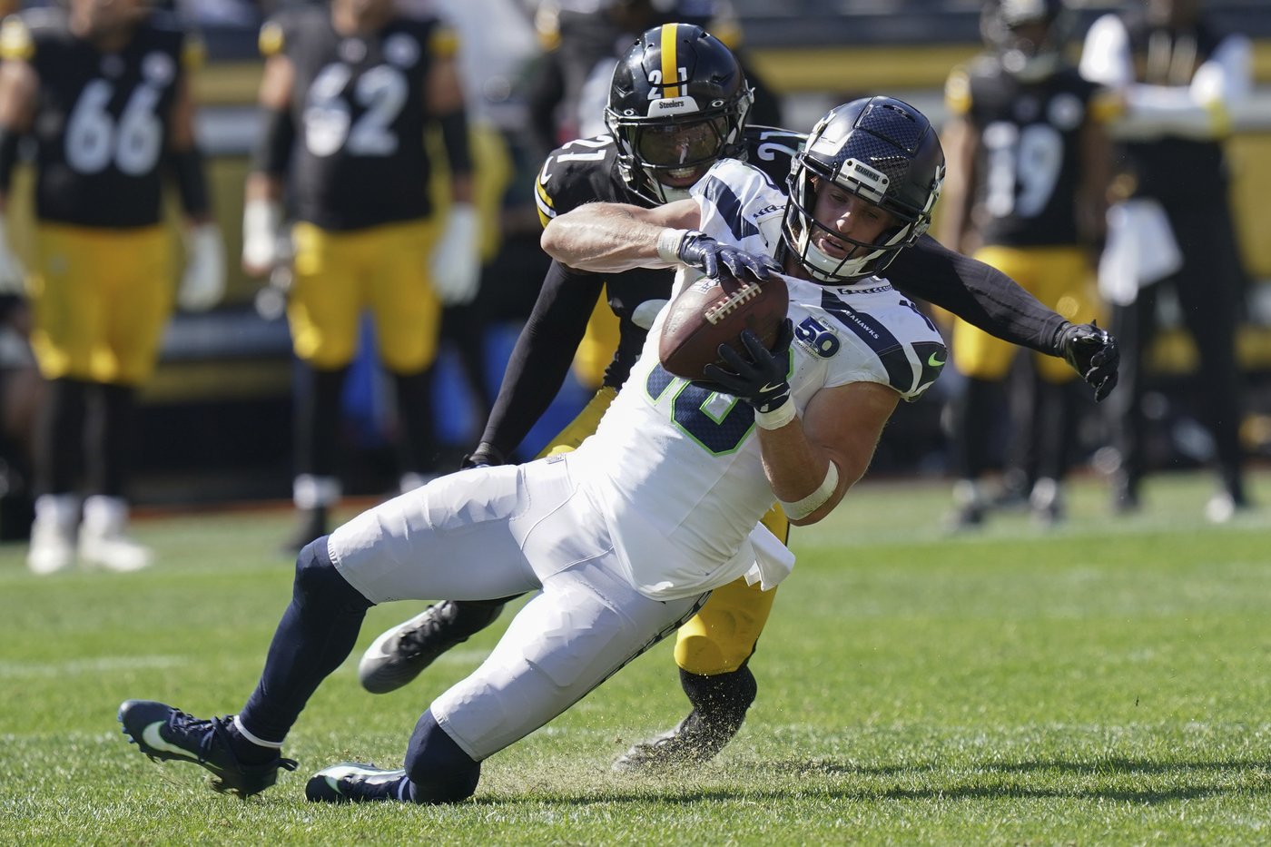 Sam Darnold and the Seahawks found some balance on offense in Week 2 | iNFOnews.ca