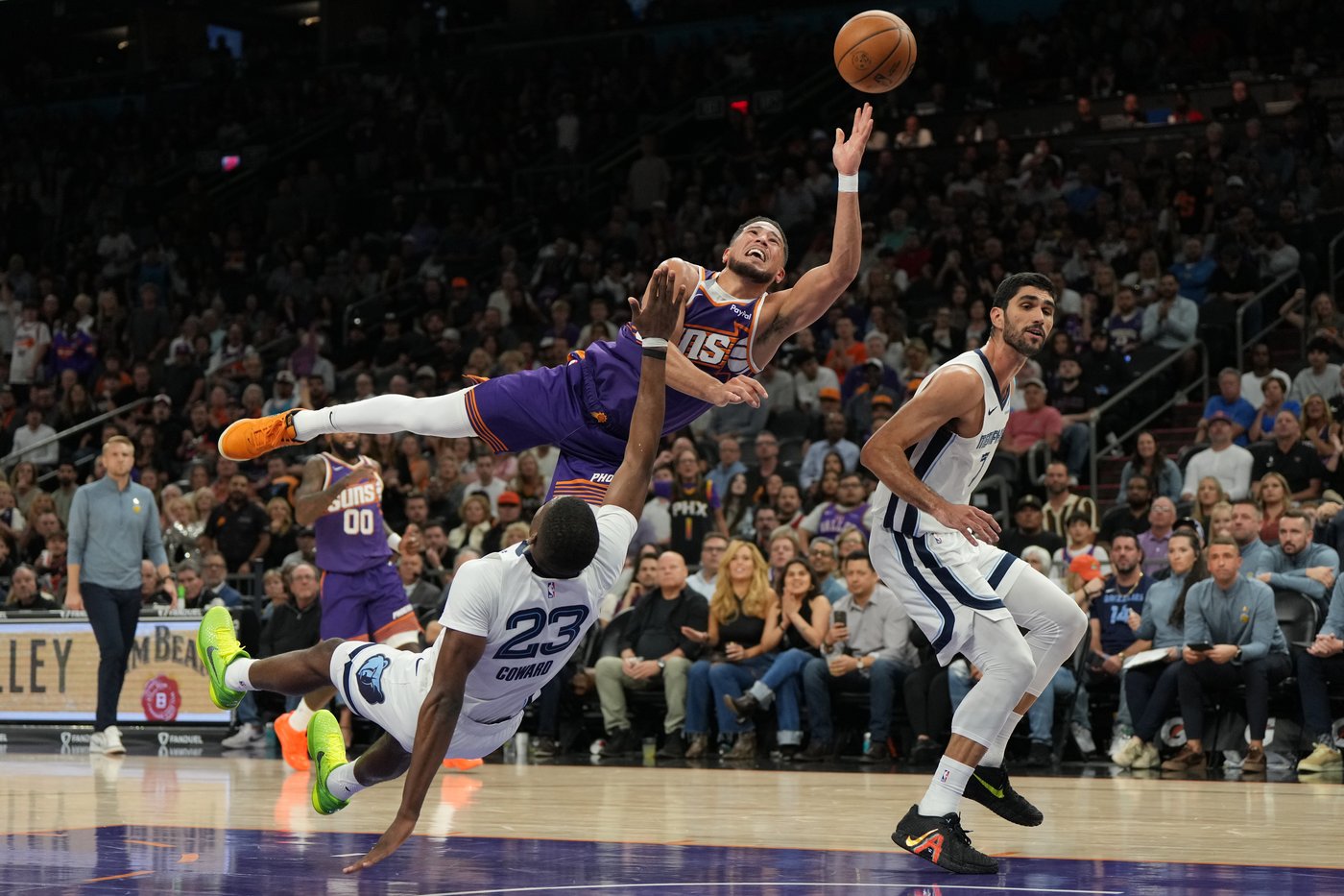 The top photos of the day by AP's photojournalists | iNFOnews.ca