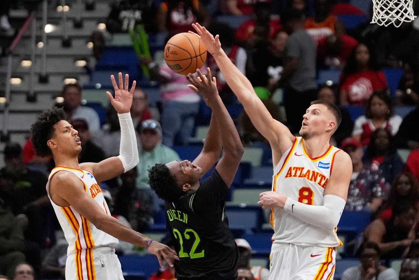 Porzingis scores 29 as Hawks win 115-98 to hand Pelicans their 9th straight loss | iNFOnews.ca