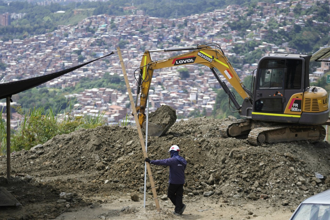 They dug for decades for Colombia’s disappeared and now they are a national symbol | iNFOnews.ca They dug for decades for Colombia’s disappeared and now they are a national symbol | iNFOnews.ca
