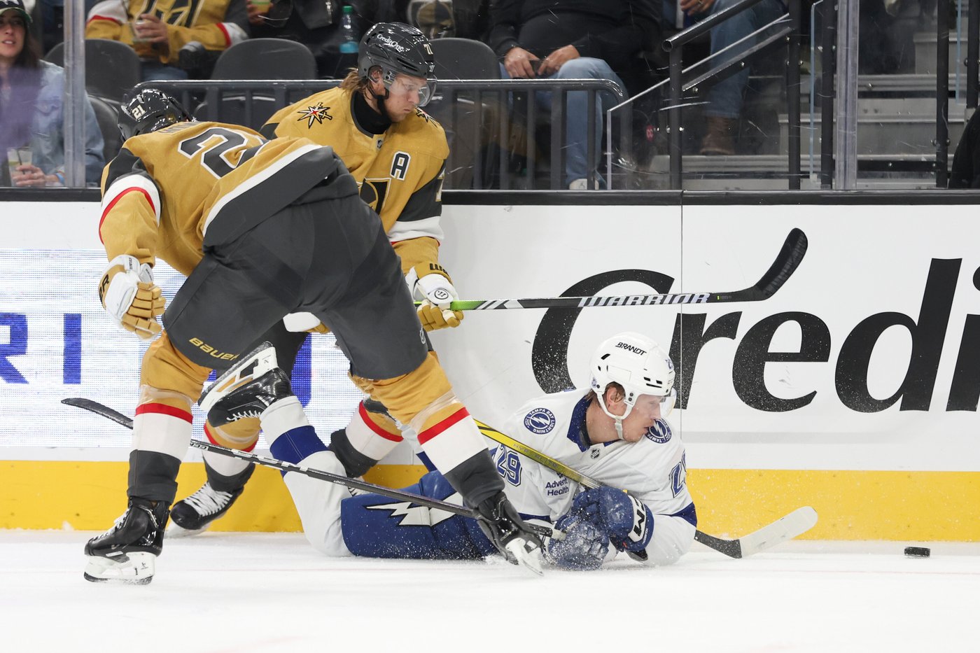 Kucherov scores twice in third period as Lightning beat Golden Knights 6-3 | iNFOnews.ca