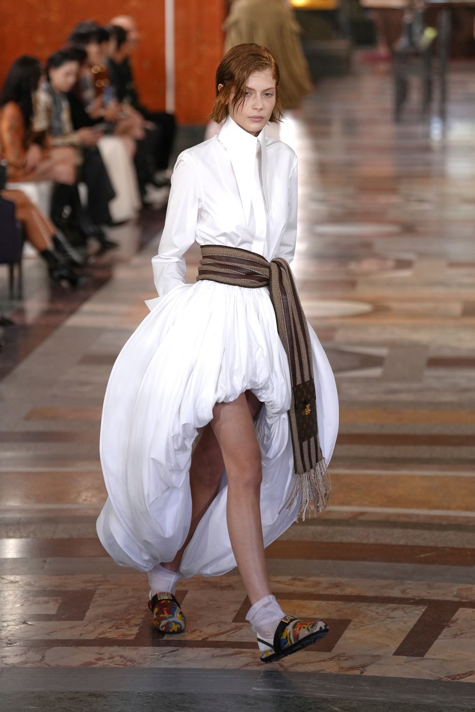 At Vuitton, the Louvre is a stage for stars, spectacle and Paris Fashion Week's moving masterpiece | iNFOnews.ca