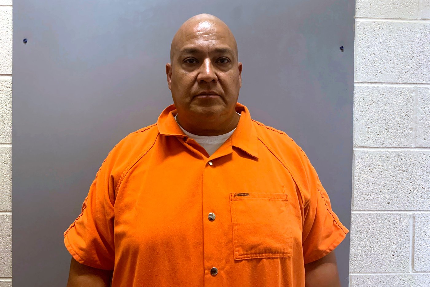 Trials delayed for 2 Uvalde school police officers, 1 to be moved out of town | iNFOnews.ca