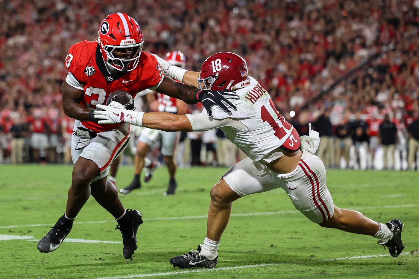 Simpson accounts for 3 TDs as No. 17 Alabama never trails and beats No. 5 Georgia 24-21 | iNFOnews.ca