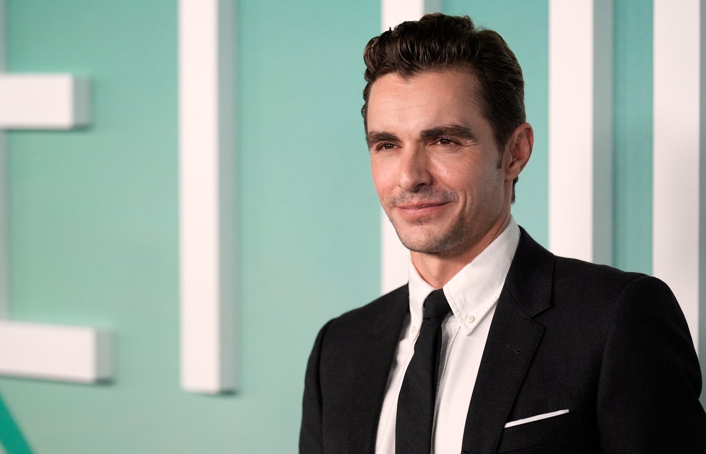 The men of ‘Regretting You’ on Colleen Hoover, romantic movies and shirtless scenes | iNFOnews.ca The men of ‘Regretting You’ on Colleen Hoover, romantic movies and shirtless scenes | iNFOnews.ca