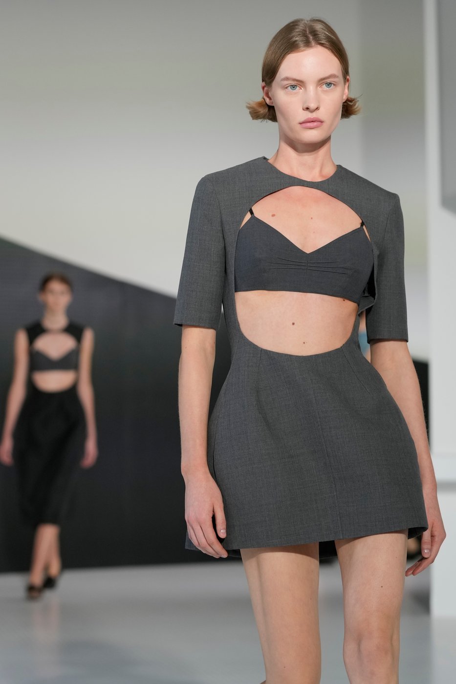 Jil Sander unveils new creative era with crisp, light silhouettes at Milan Fashion Week | iNFOnews.ca