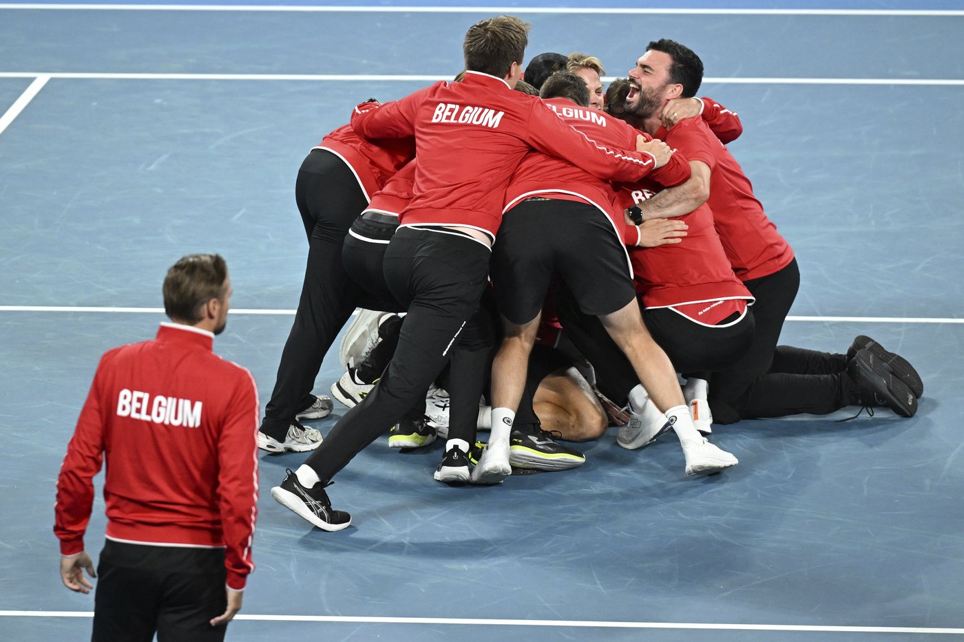 Spain rallies to reach the Davis Cup Final 8; United States eliminated | iNFOnews.ca