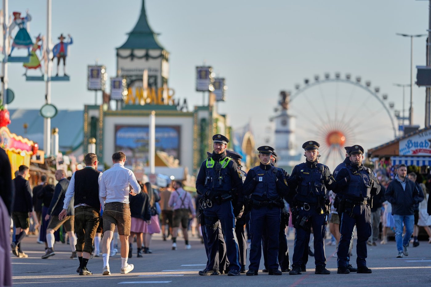 Oktoberfest ends Sunday with the traditional Bavarian salute | iNFOnews.ca Oktoberfest ends Sunday with the traditional Bavarian salute | iNFOnews.ca