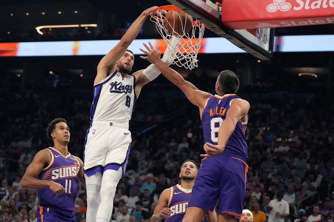 Devin Booker scores 31 points, Suns overcome a 20-point deficit to beat Kings 120-116 | iNFOnews.ca