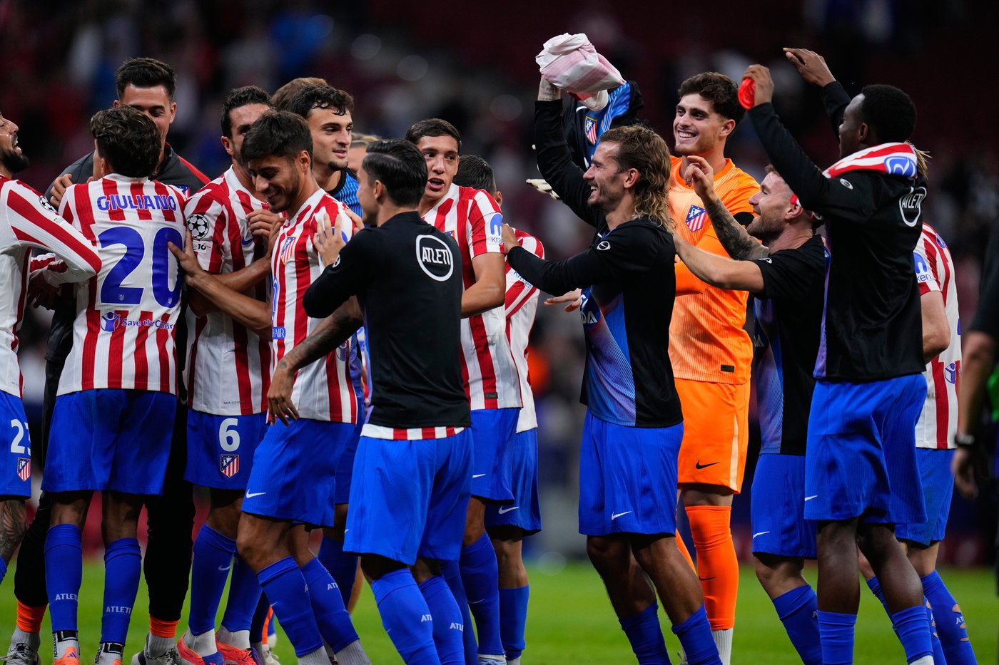 Griezmann scores his 200th goal with Atletico Madrid in team's Champions League game | iNFOnews.ca
