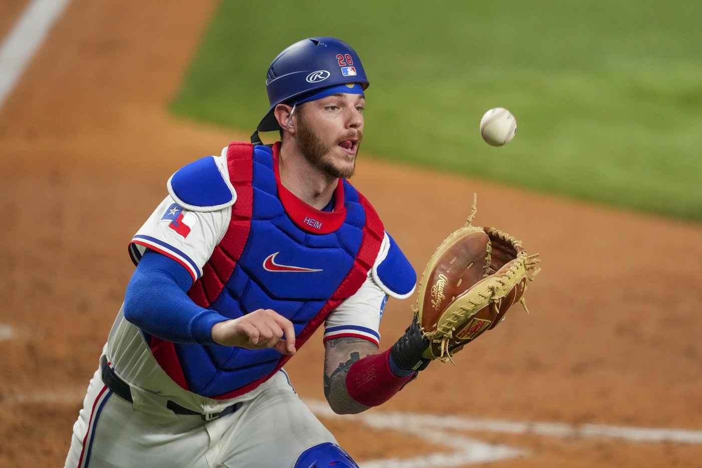 Brewers' Hoskins reinstated after thumb injury, says he's ready to accept limited role | iNFOnews.ca