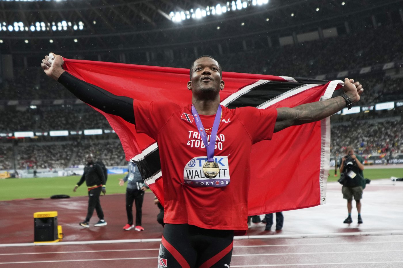Walcott tops a major podium after 13 years with javelin gold at the worlds | iNFOnews.ca