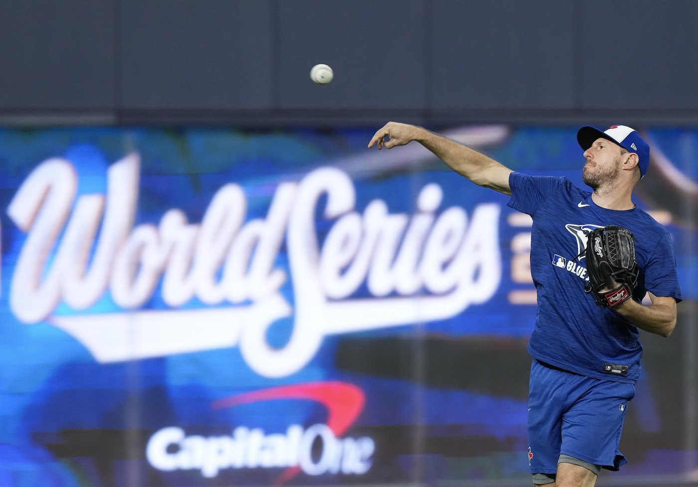 Photo Gallery: Blue Jays and Dodgers practice ahead of Game 6 of World Series | iNFOnews.ca