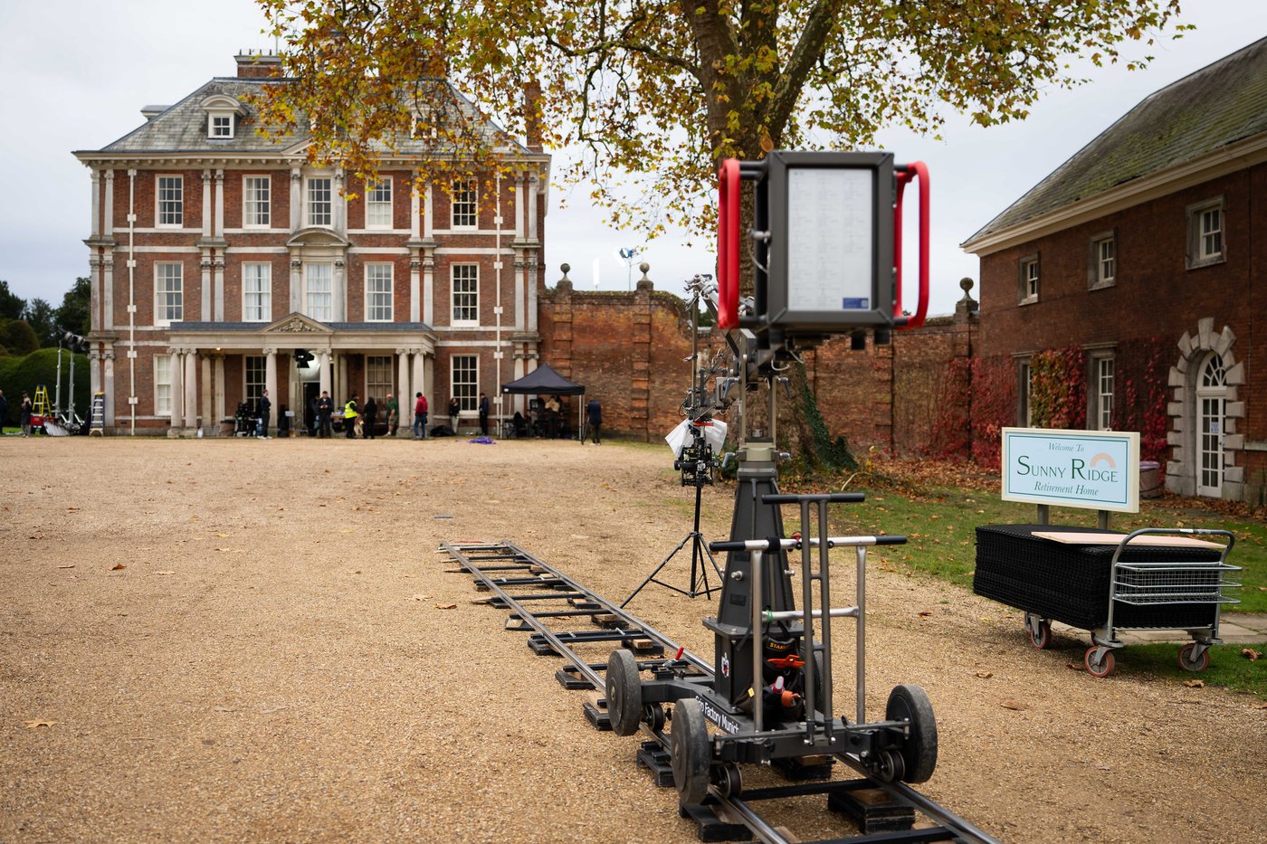 On the set of the first Agatha Christie show where mysteries are solved with the internet | iNFOnews.ca On the set of the first Agatha Christie show where mysteries are solved with the internet | iNFOnews.ca