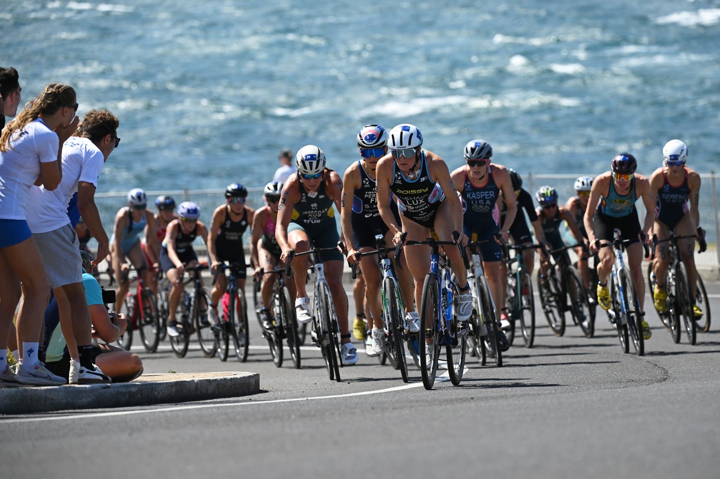 Lisa Tertsch, Matthew Hauser become world triathlon champions after winning season finals | iNFOnews.ca
