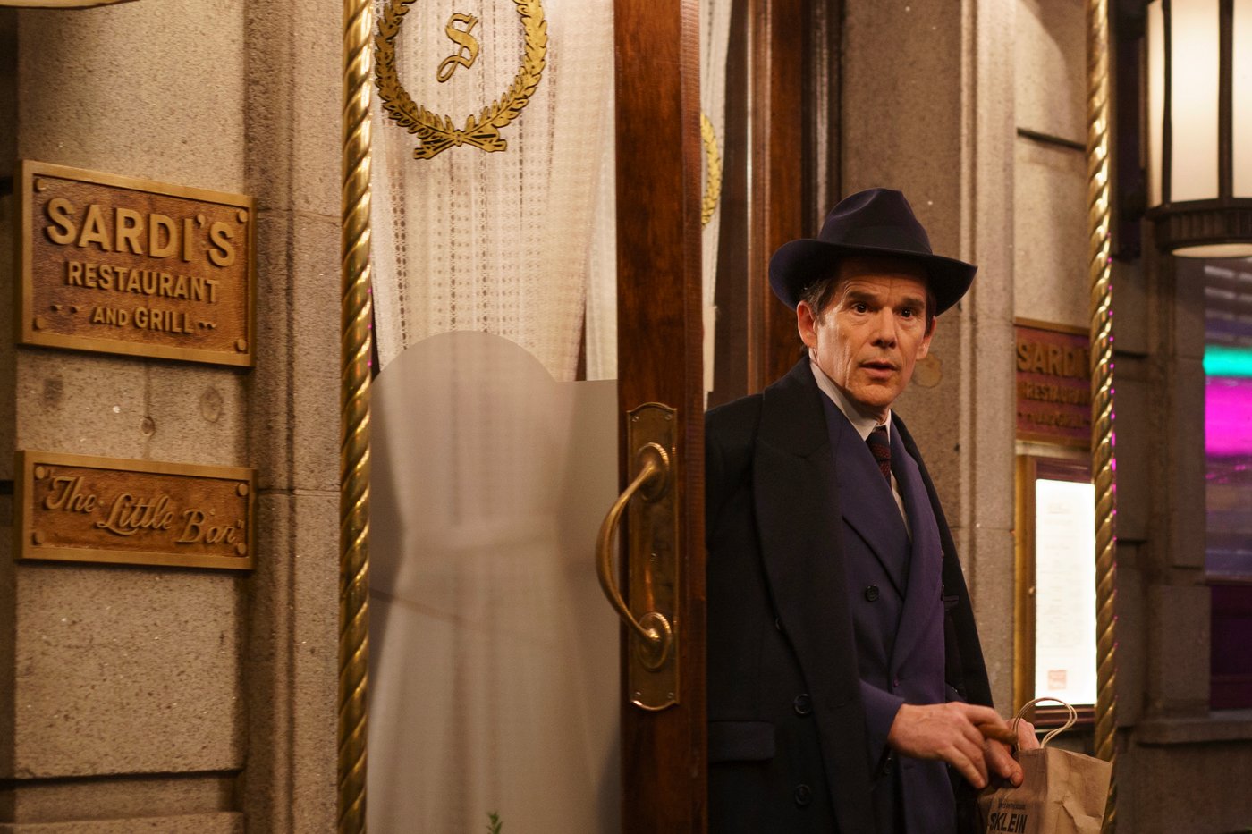 In ‘Blue Moon,’ Richard Linklaker and Ethan Hawke's portrait of an artist | iNFOnews.ca