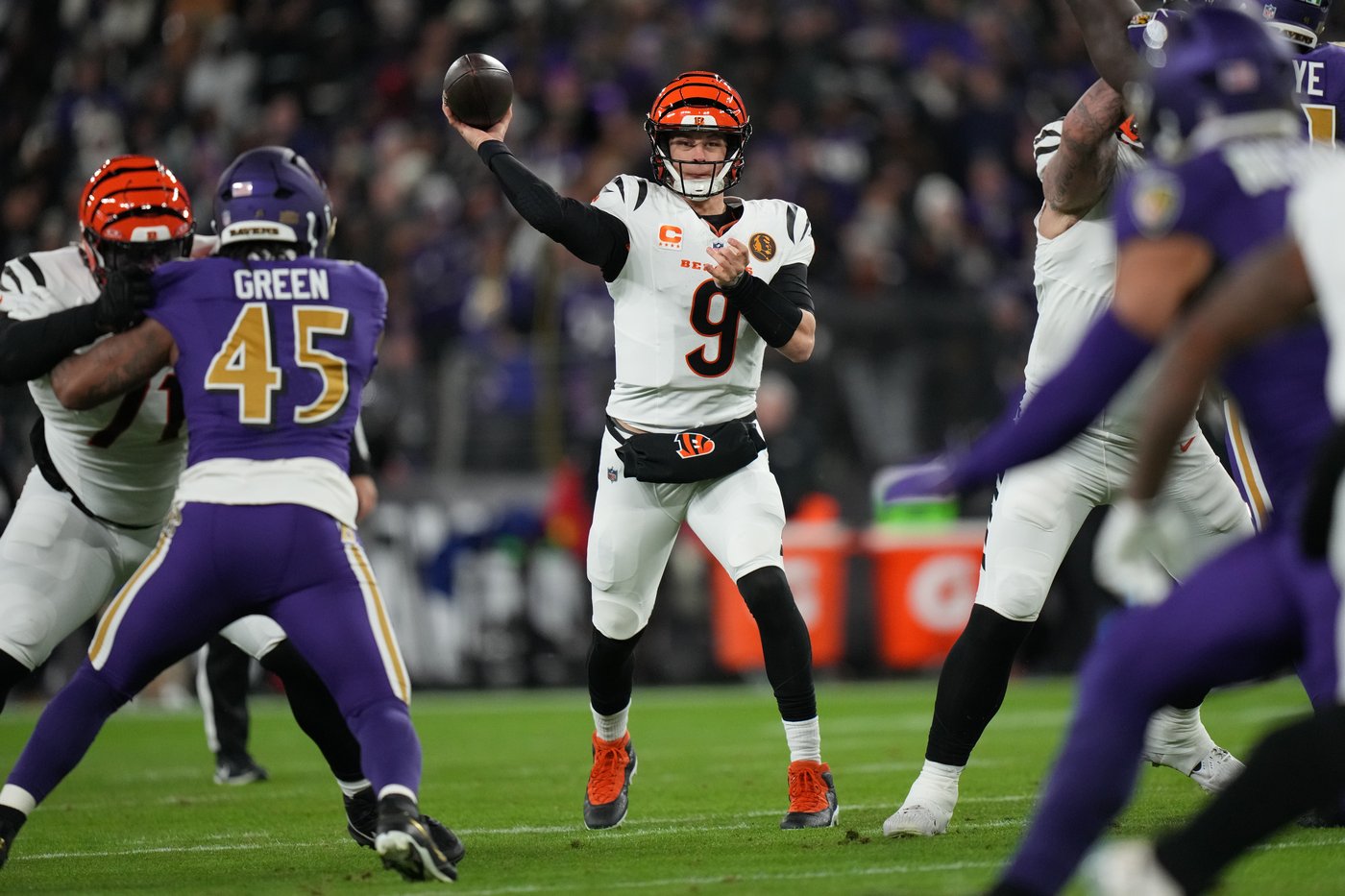 Joe Burrow dons new shoes, sparks Bengals' playoff hopes | iNFOnews.ca