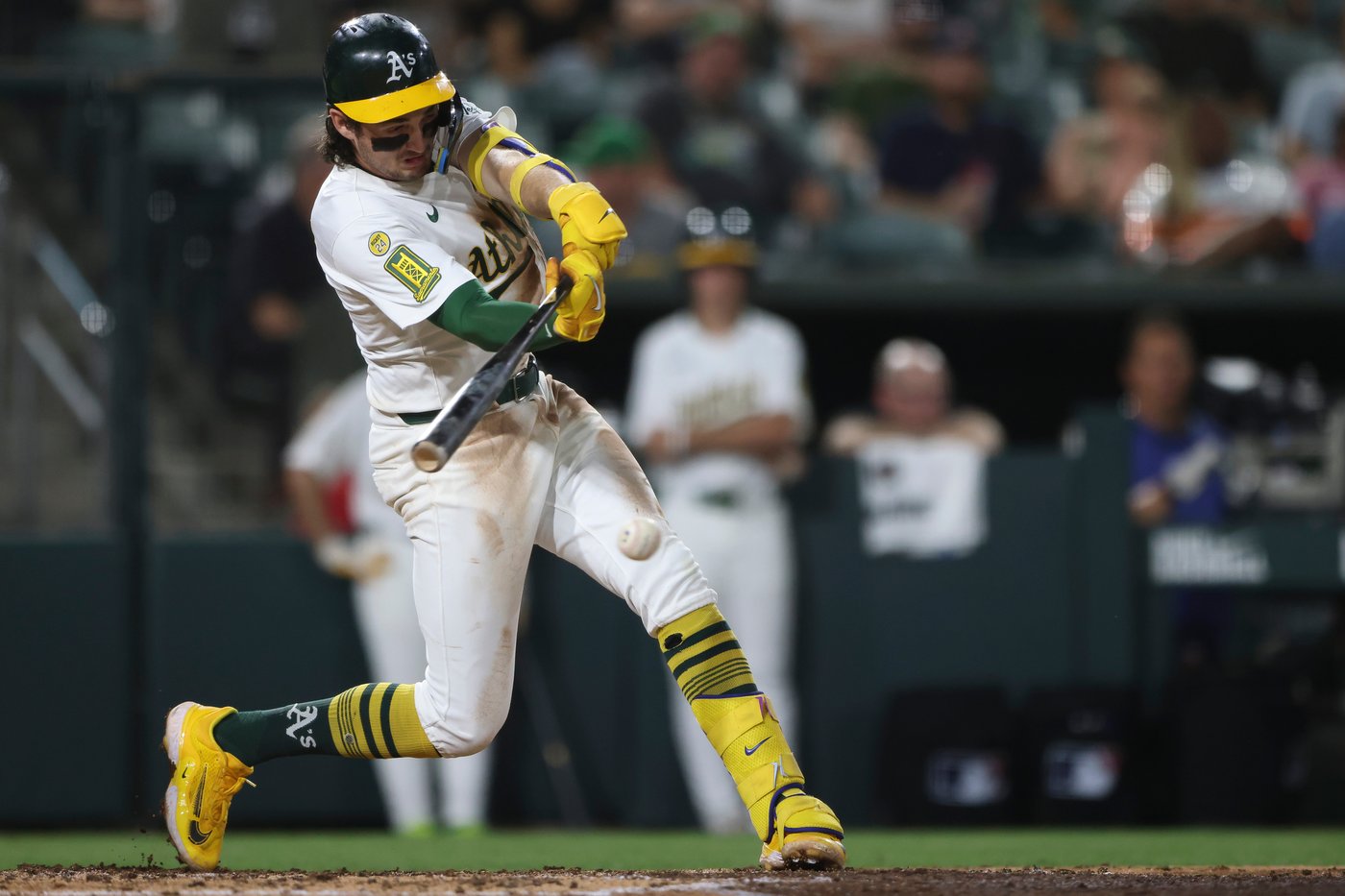 Athletics beat slumping Astros 5-1 as slumping Houston falls out of playoff position | iNFOnews.ca