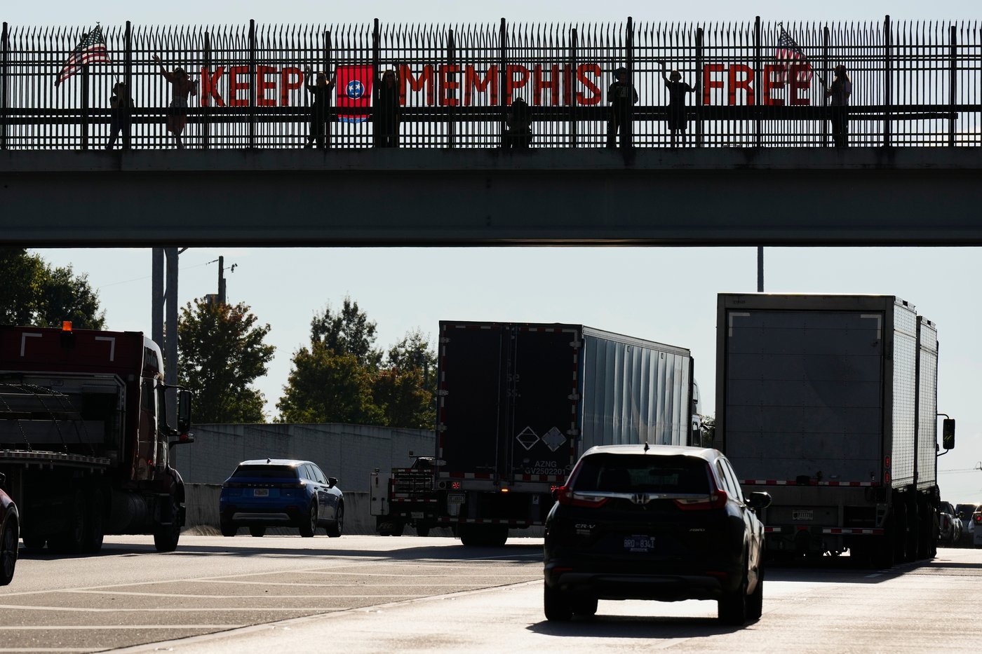 Trump deploys National Guard to Portland, Oregon, while federal agents patrol Chicago, in photos | iNFOnews.ca