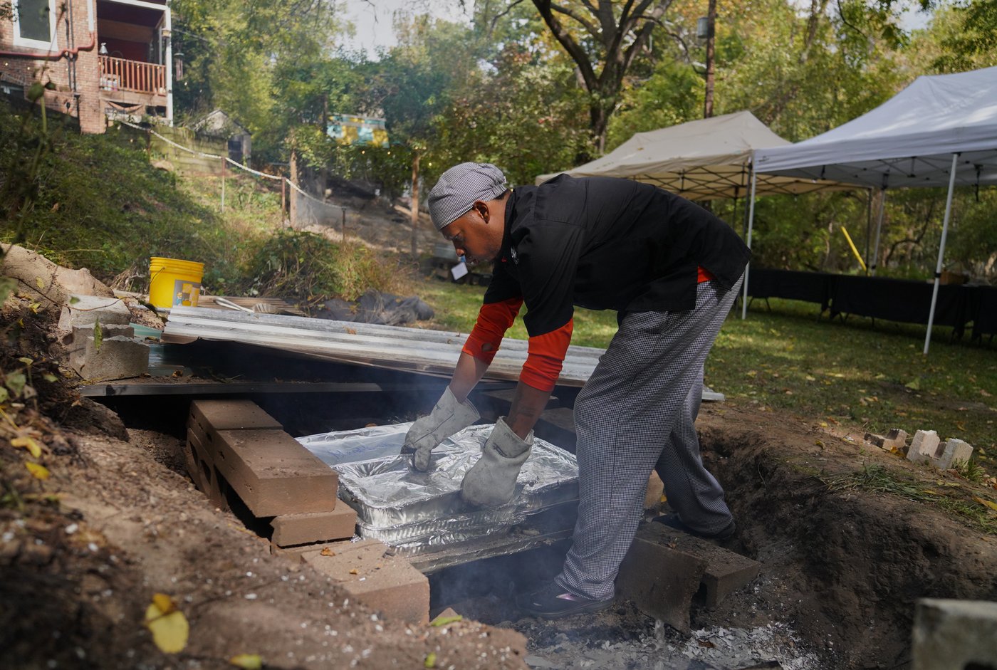 PHOTO ESSAY: Grassroots groups tackle social isolation | iNFOnews.ca