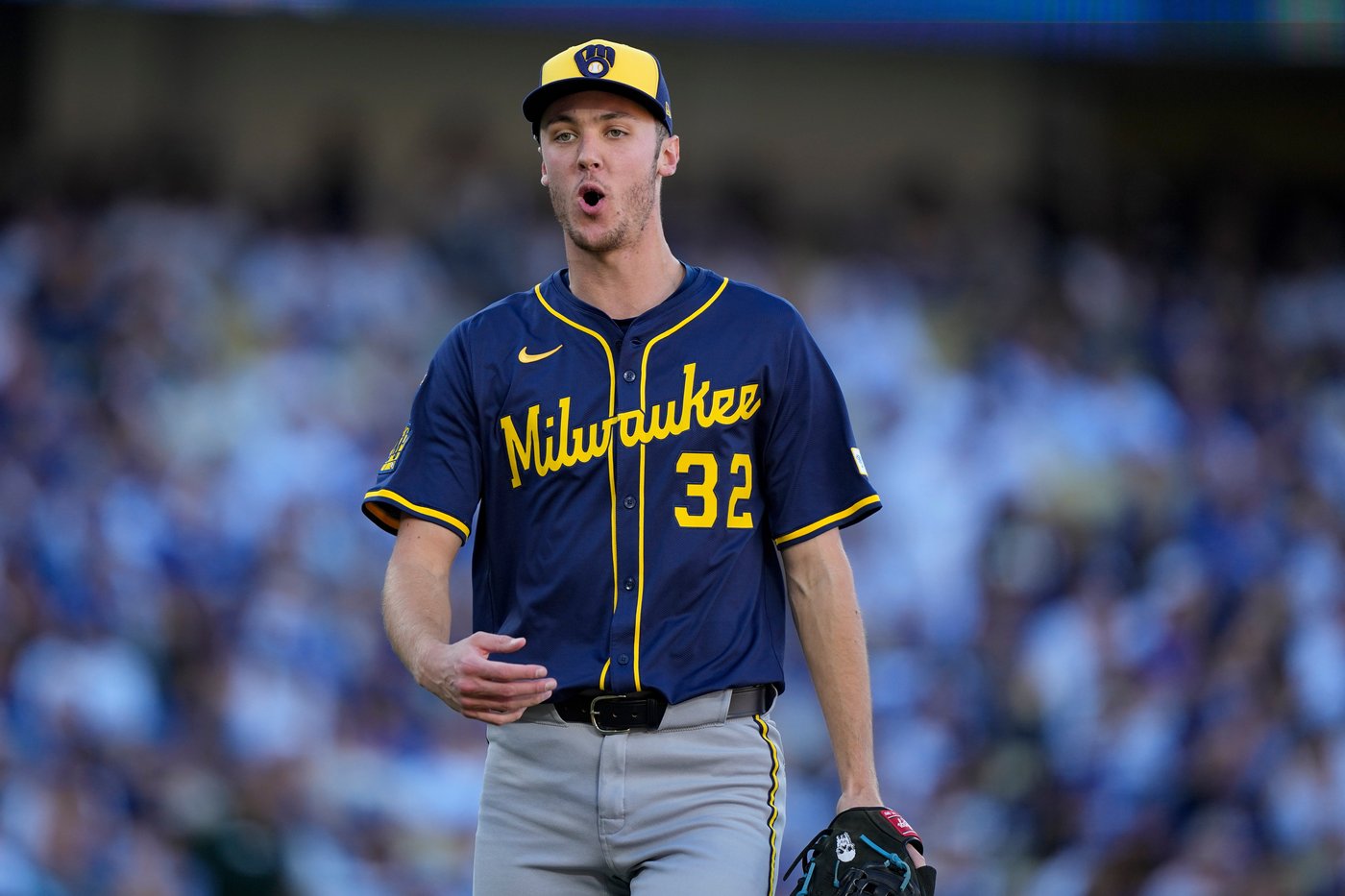Dodgers near repeat World Series trip, beat Brewers 3-1 behind Glasnow, Edman for 3-0 NLCS lead | iNFOnews.ca Dodgers near repeat World Series trip, beat Brewers 3-1 behind Glasnow, Edman for 3-0 NLCS lead | iNFOnews.ca