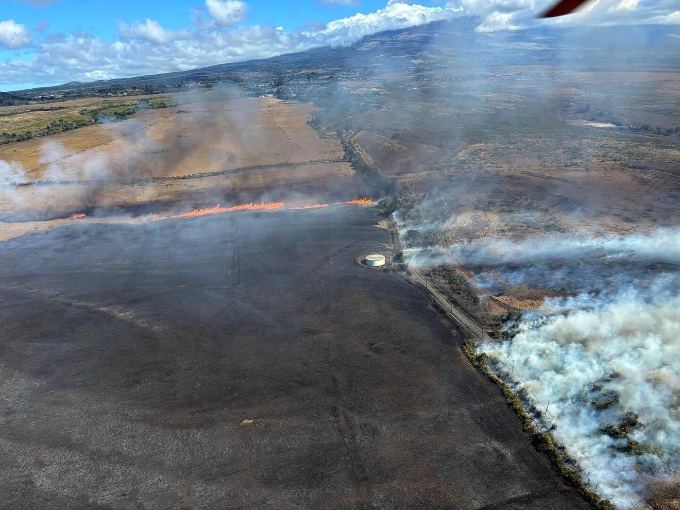 Maui officials lift evacuations, close shelters after wildfire threat to north shore town recedes | iNFOnews.ca