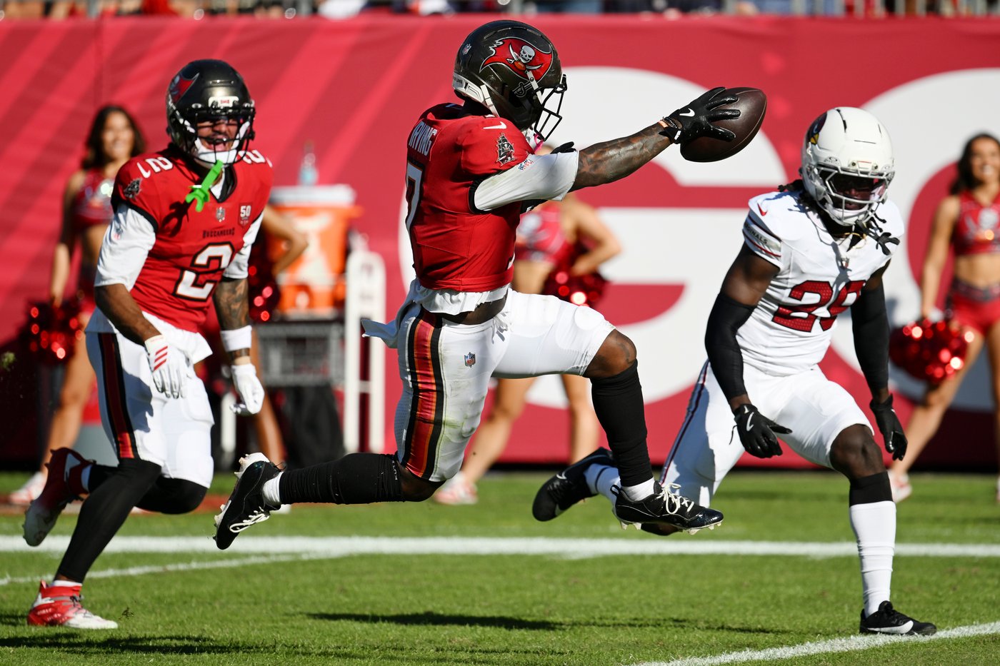 Top photos from Week 13 of the NFL season | iNFOnews.ca