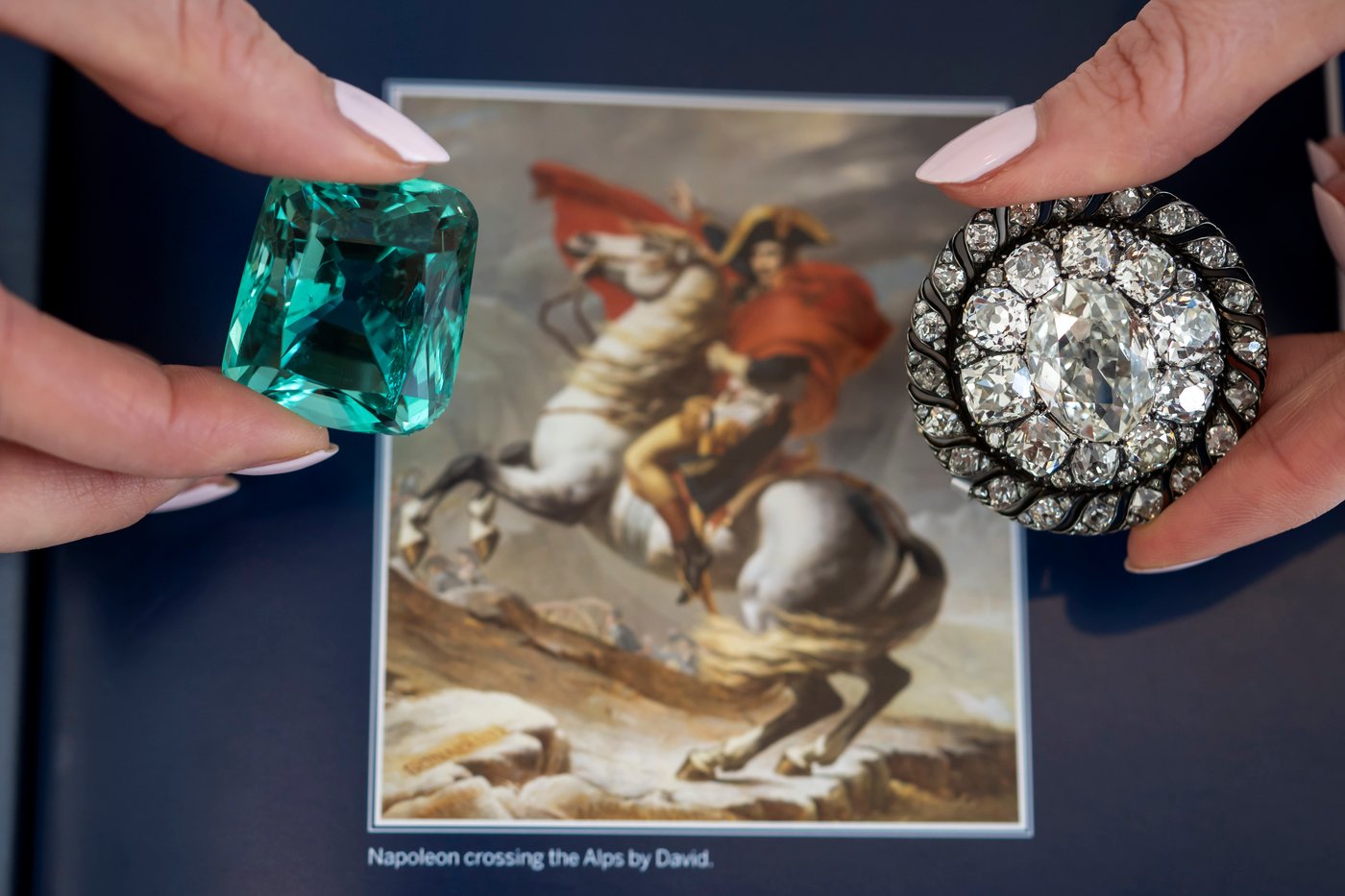 Sotheby's says a diamond brooch lost by Napoleon as his forces fled Waterloo sells for $4.4 million | iNFOnews.ca