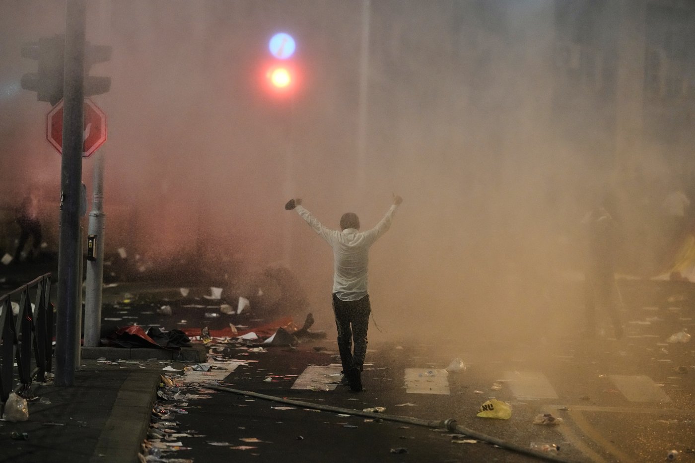 Photos show thousands of ultra-Orthodox men protesting military draft shut down Jerusalem | iNFOnews.ca