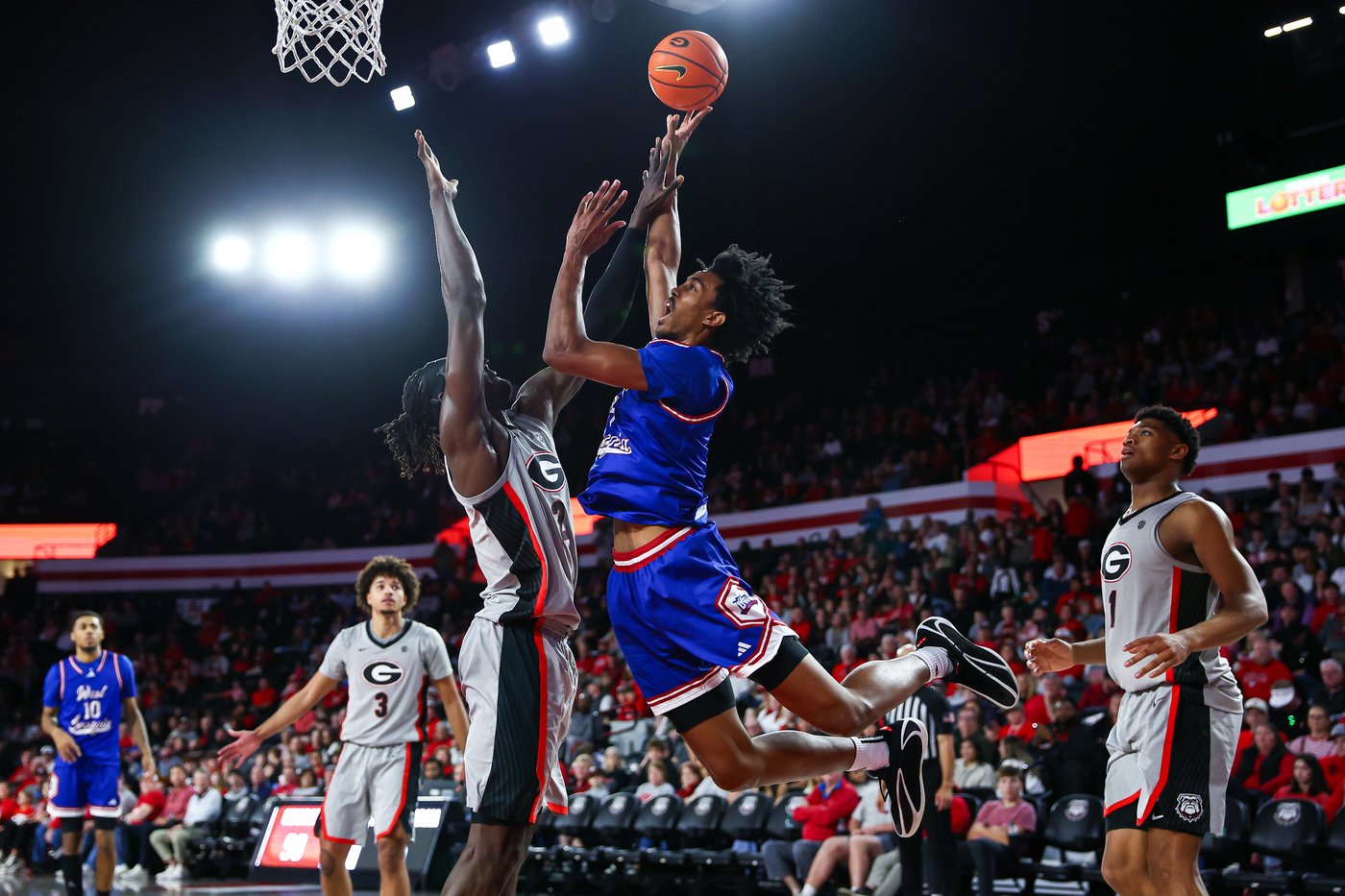 Blue Cain scores 20, No. 23 Georgia beats West Georgia 103-74 | iNFOnews.ca
