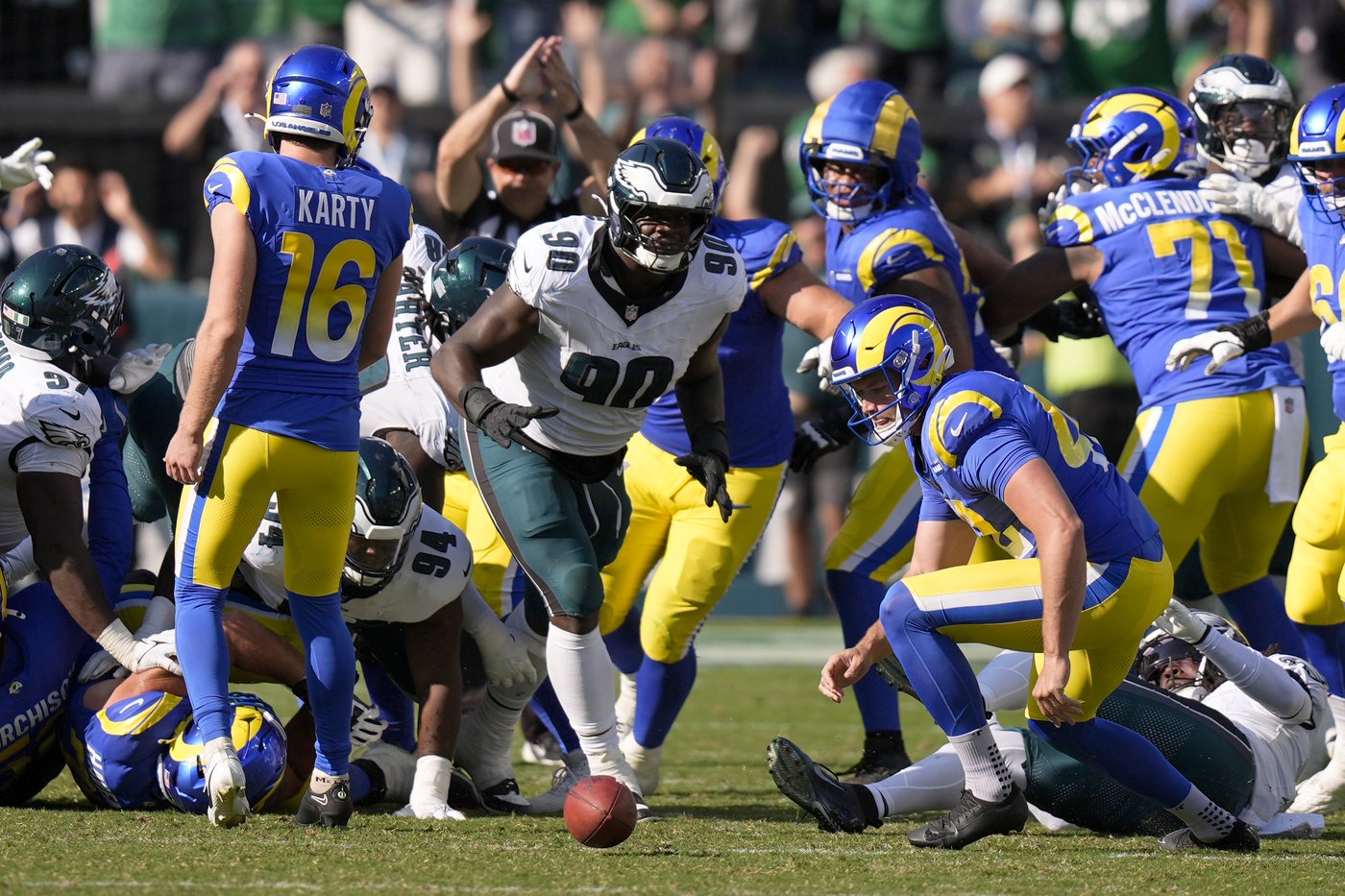 Block it out: Rams know they must shake off their gut-punch loss to Eagles with big challenges ahead | iNFOnews.ca