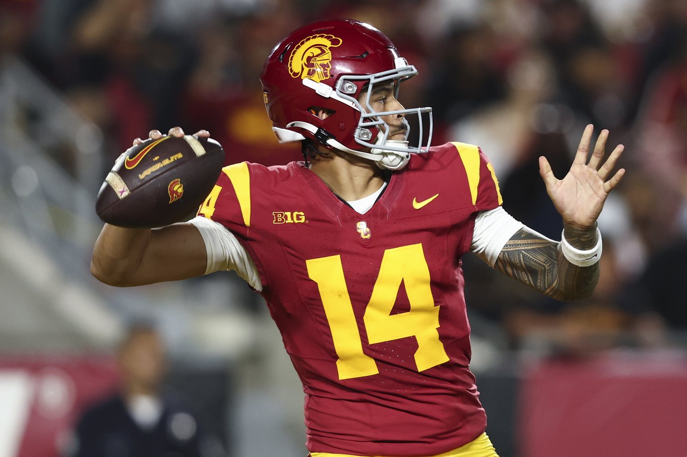 Jayden Maiava connects with Makai Lemon to propel No. 25 USC past Michigan State 45-31 | iNFOnews.ca