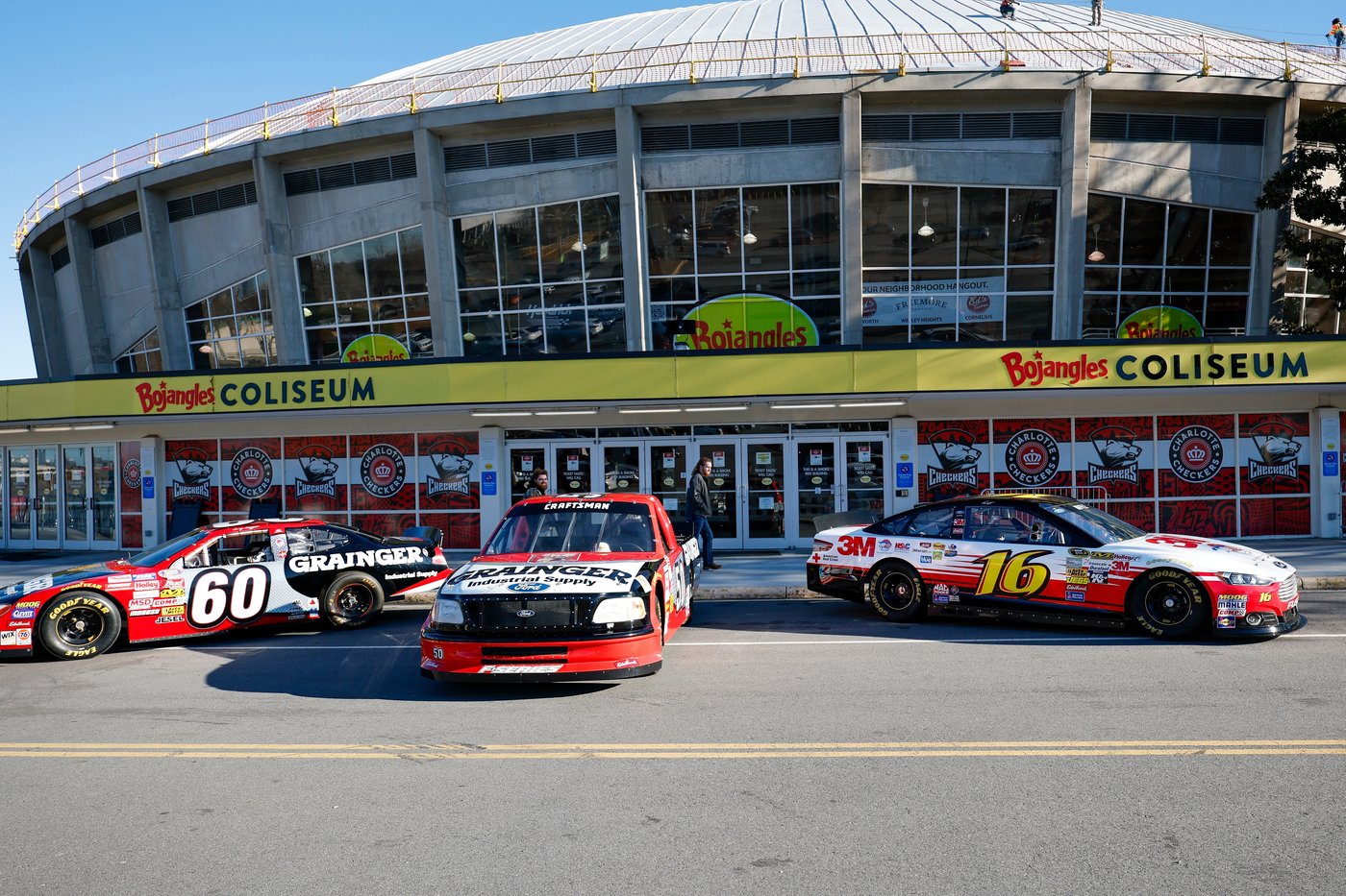 NASCAR's Greg Biffle wasn't flying his plane before crash that killed him and 6 others | iNFOnews.ca