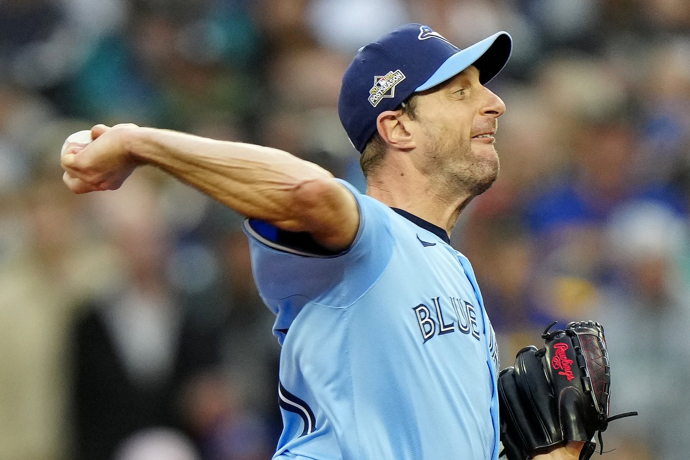 Photo Gallery: Blue Jays even ALCS with 8-2 win in Game 4 | iNFOnews.ca