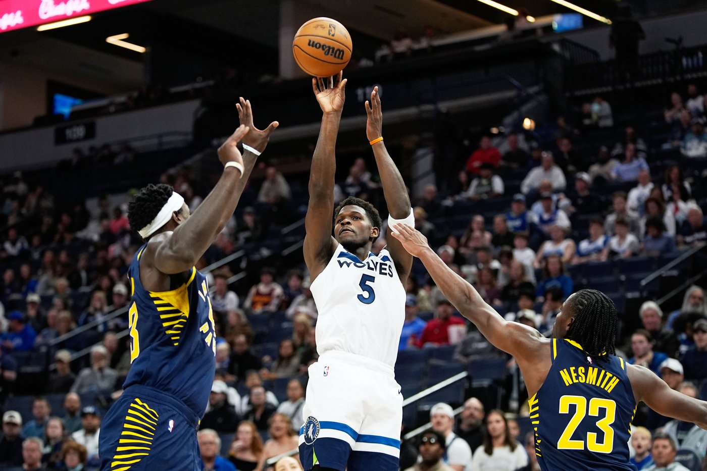 Pacers start working to keep core group together by agreeing to contract extension with Nesmith | iNFOnews.ca Pacers start working to keep core group together by agreeing to contract extension with Nesmith | iNFOnews.ca