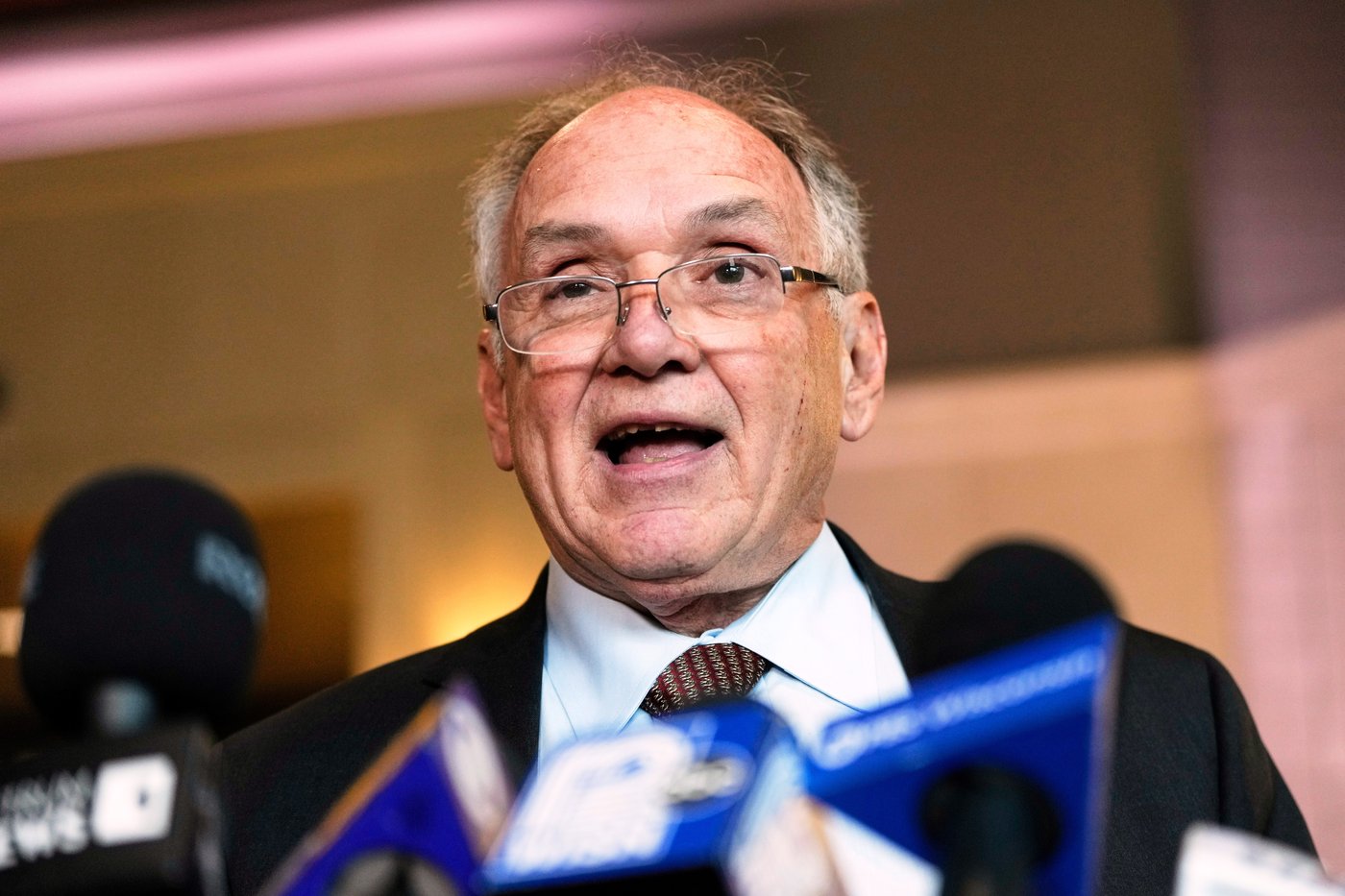 Sen. Ron Johnson asks DOJ to investigate Wisconsin judge in former Trump attorney's case | iNFOnews.ca