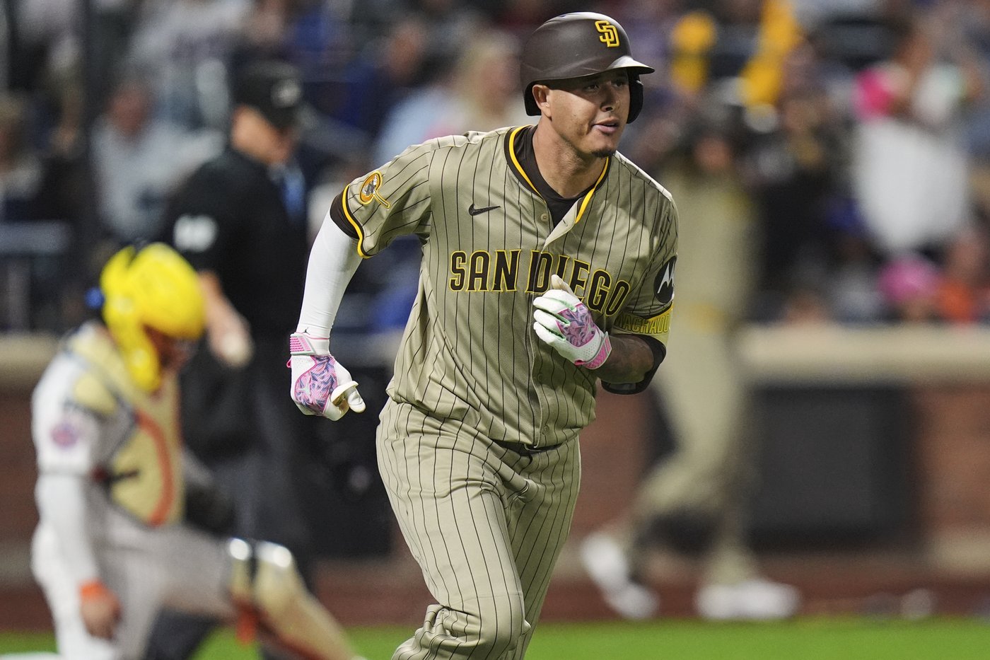 Machado the man for bases-loaded moments as his 14th grand slam powers Padres past Mets | iNFOnews.ca