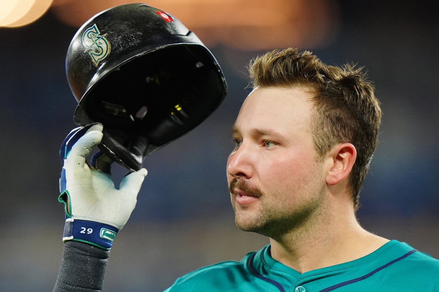 Photo Gallery: Blue Jays force Game 7 in ALCS with 6-2 win | iNFOnews.ca