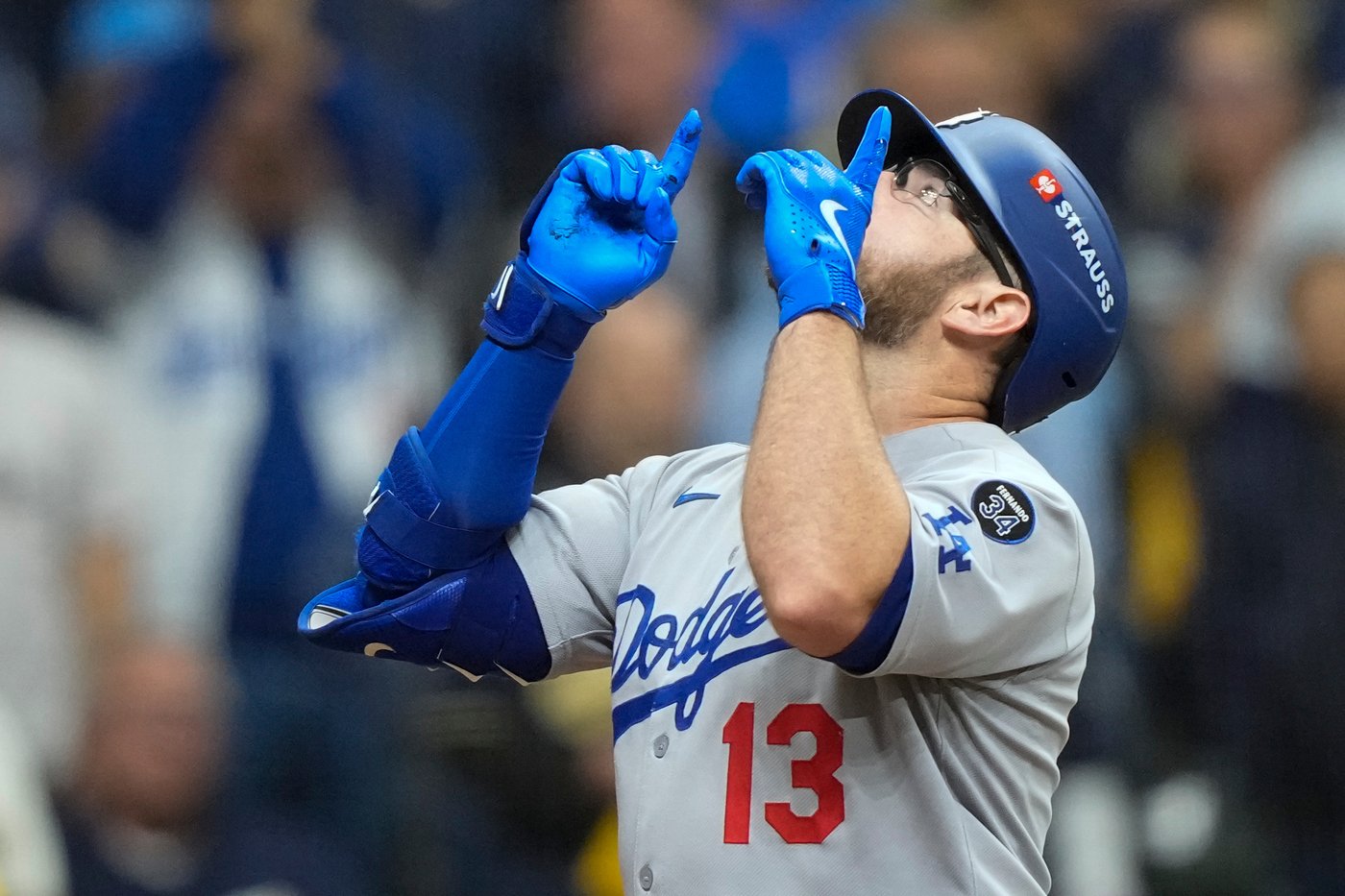 Max Muncy sets Dodgers record by hitting his 14th career postseason homer | iNFOnews.ca Max Muncy sets Dodgers record by hitting his 14th career postseason homer | iNFOnews.ca