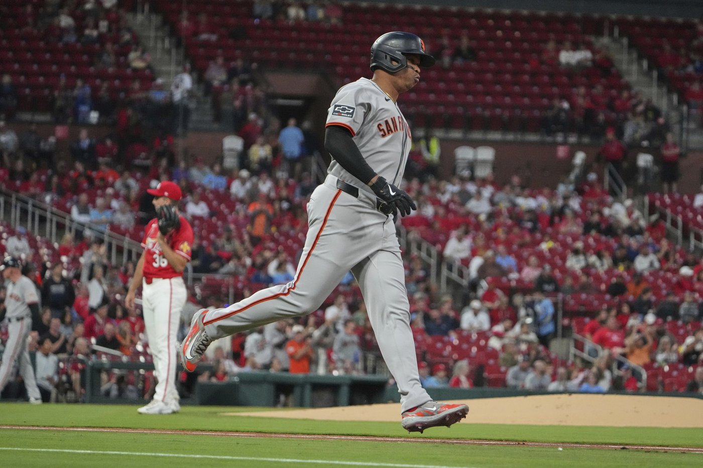 Devers, Adames hit back-to-back homers and Seymour earns 1st win as red-hot Giants deck Cards 8-2 | iNFOnews.ca Devers, Adames hit back-to-back homers and Seymour earns 1st win as red-hot Giants deck Cards 8-2 | iNFOnews.ca