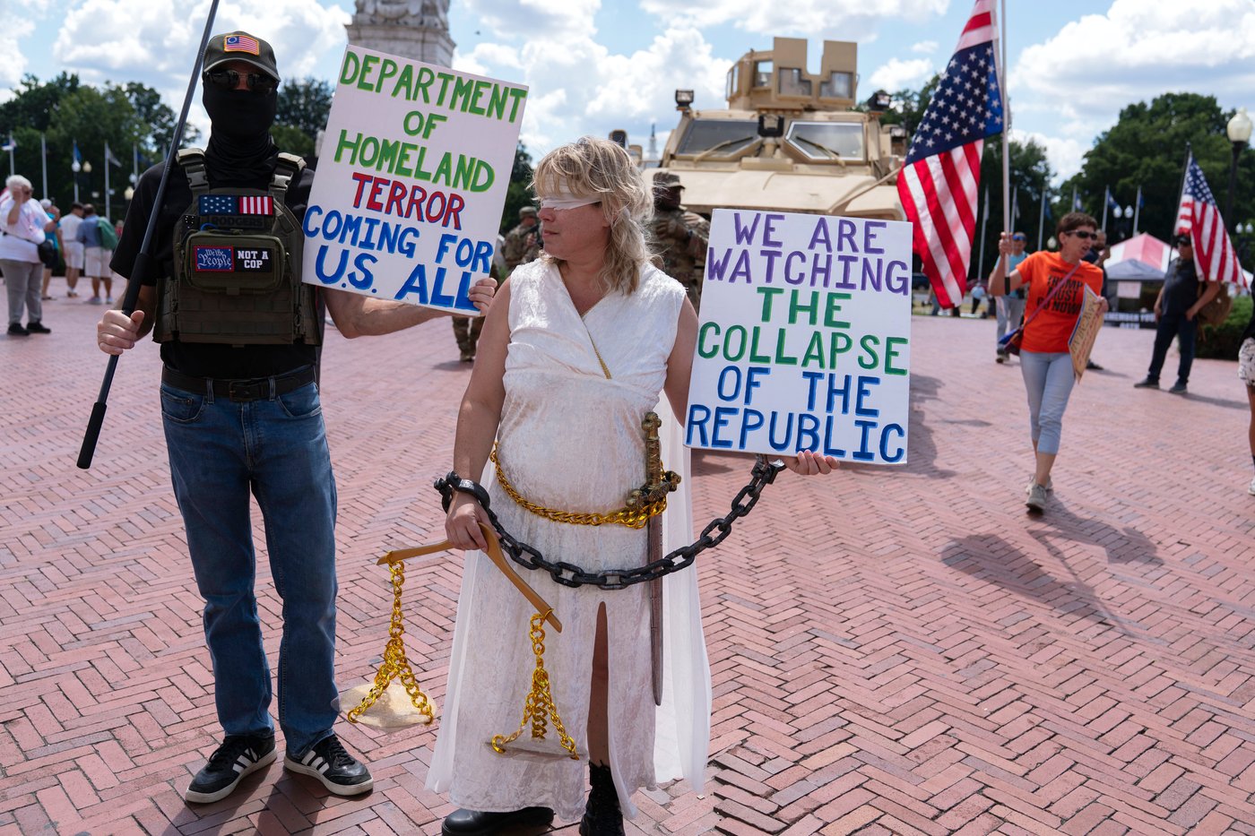 Photos of protests during fourth week of Trump's DC crime crackdown | iNFOnews.ca