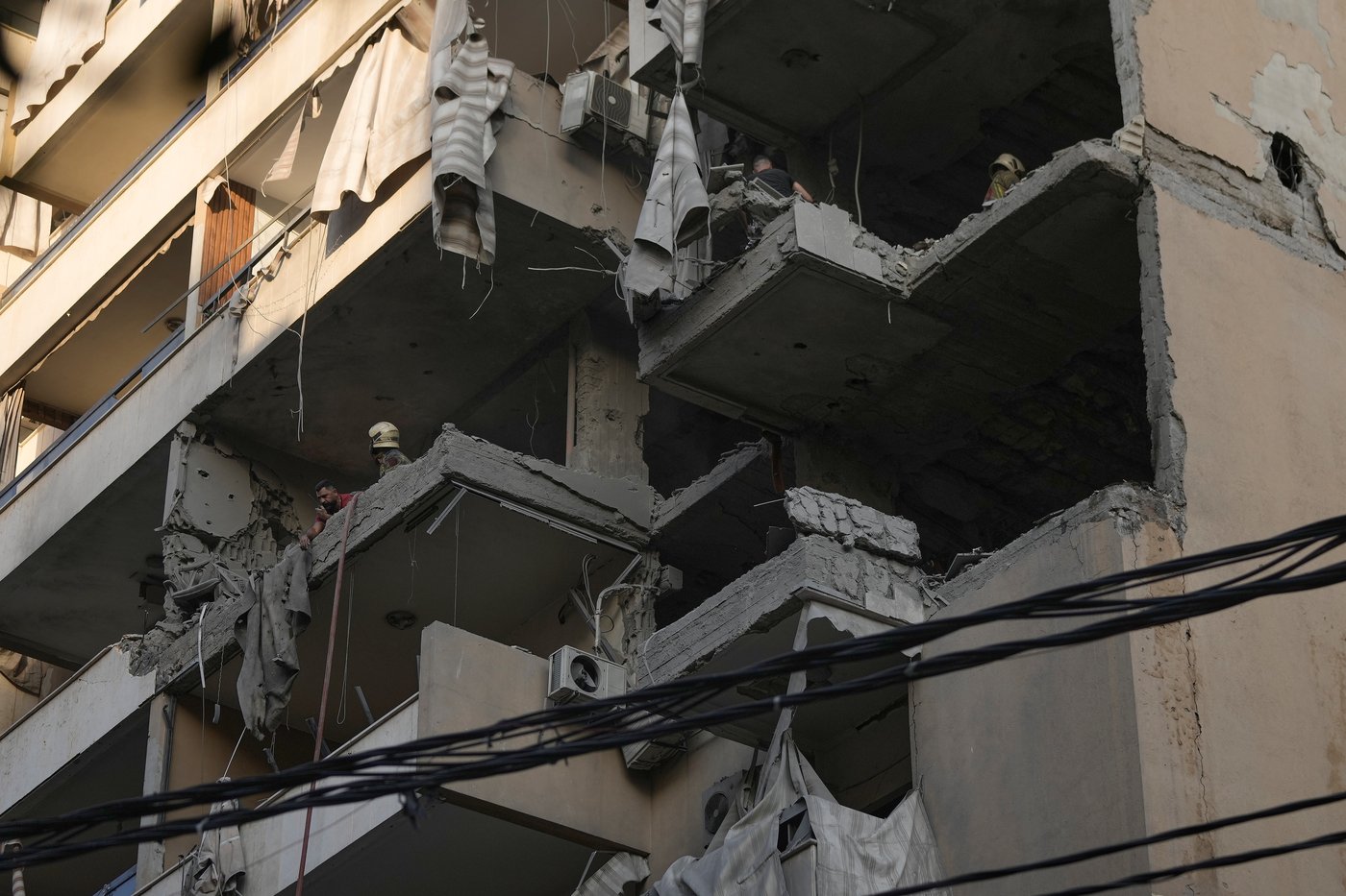 Lebanese leader criticizes Hezbollah for not disarming | iNFOnews.ca