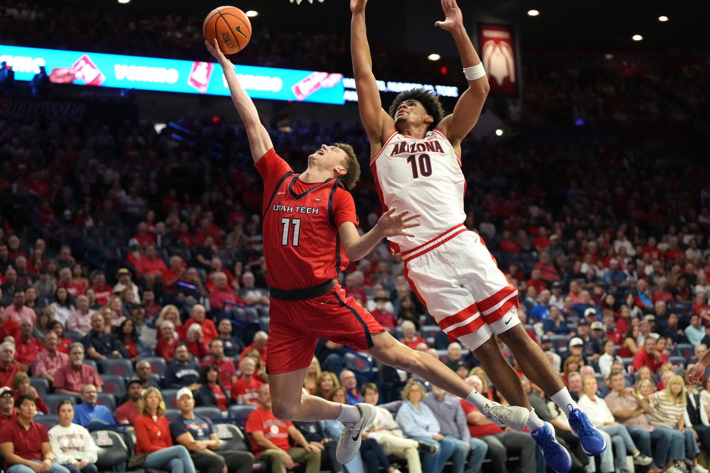 Tobe Awaka grabs 18 rebounds in double-double, No. 13 Arizona rolls over Utah Tech 93-67 | iNFOnews.ca