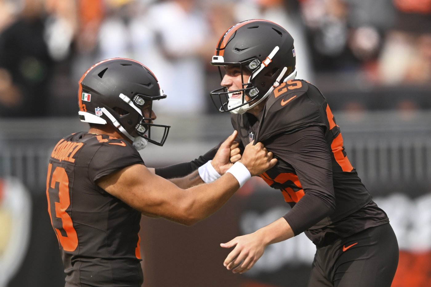 Browns' defense continues to dominate, but can it keep carrying the team? | iNFOnews.ca